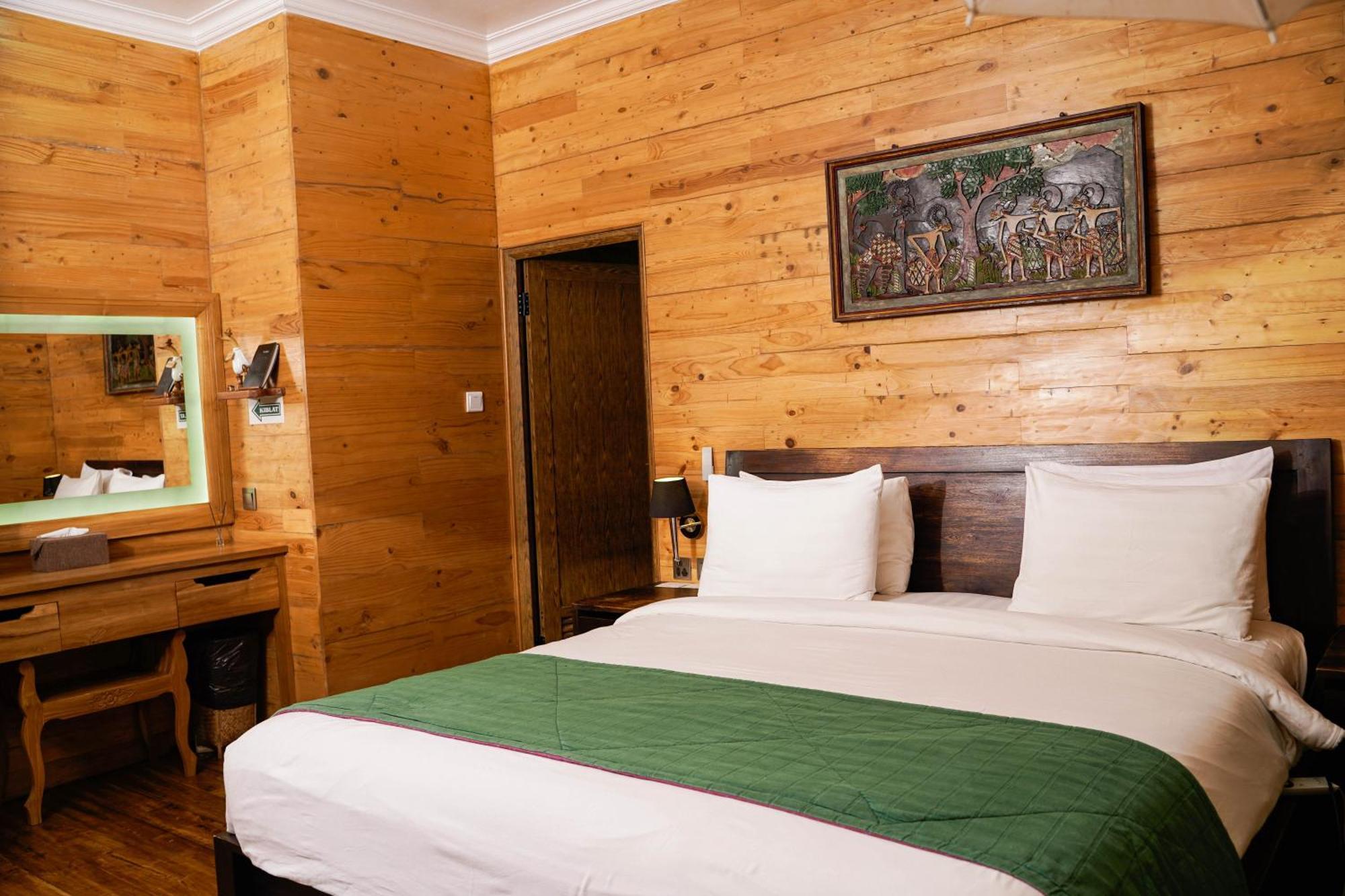 Pondanu Cabins By The Lake Bedugul  Exterior photo